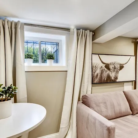 Edgewood Guest Suite